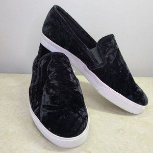 Crown & Ivy Slip On Sneakers Black Velvet 10